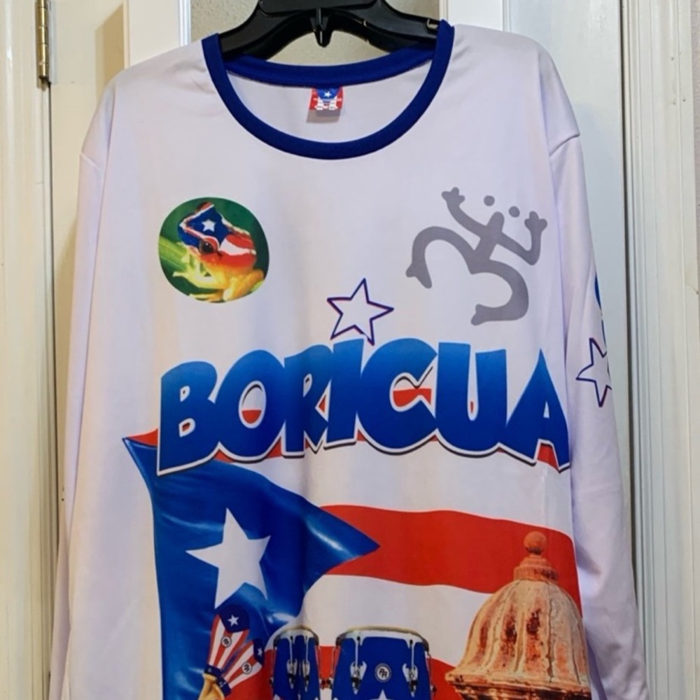 New! “Puerto Rico” Men’s White, Red & Blue Design Long Sleeve T-Shirt. 3X- Large